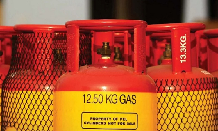 দাম কমলো এলপিজির