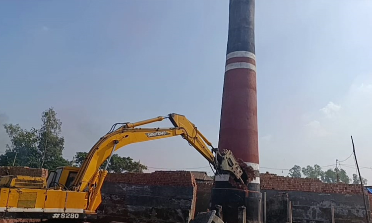 ধামরাইয়ে অবৈধ ইটভাটার বিরুদ্ধে অভিযান, তিনটি ভাটা বন্ধ ও ১২ লাখ টাকা জরিমানা